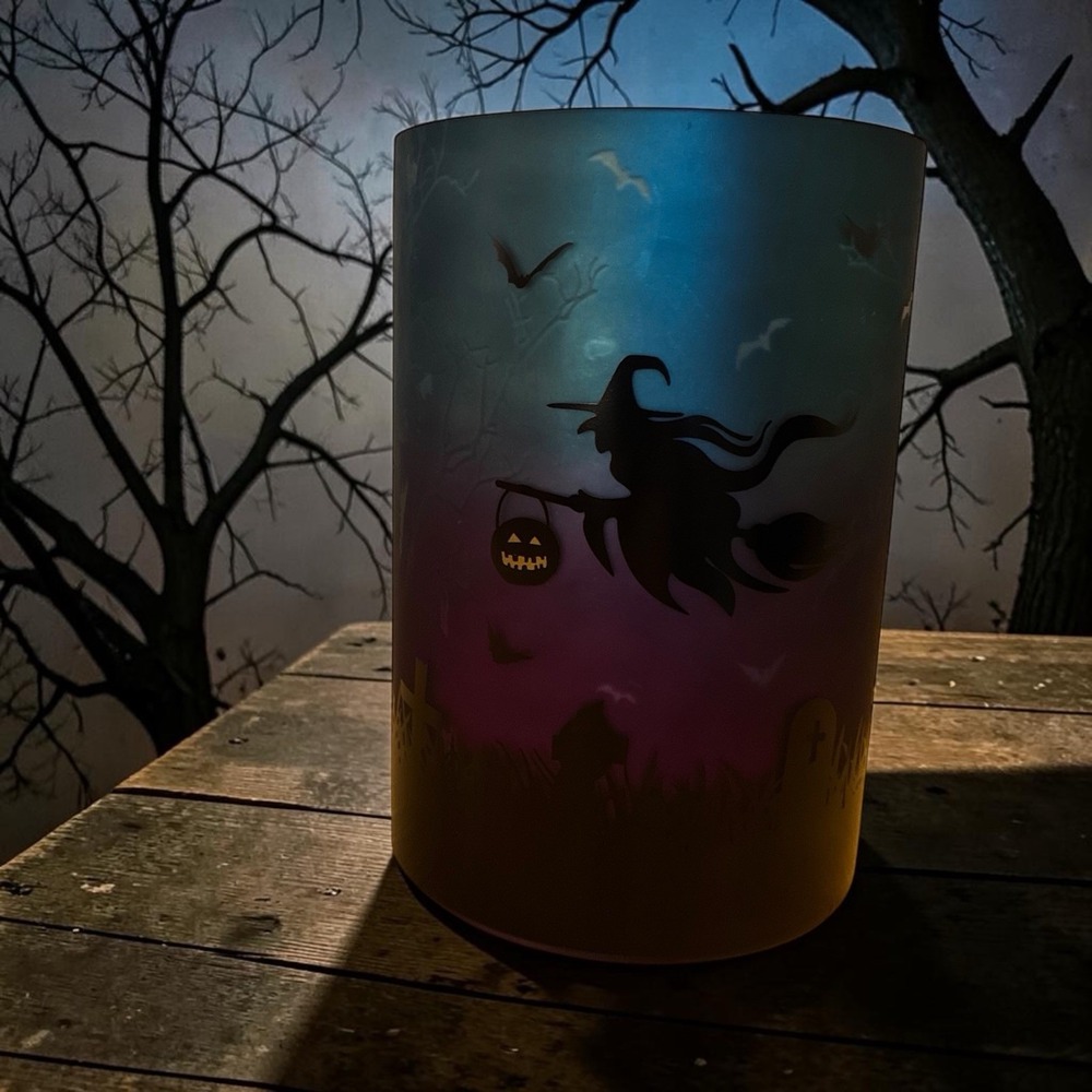 Yankee Candle HALLOWEEN Large Jar Holder FLYING WITCH BATS Graveyard Scene